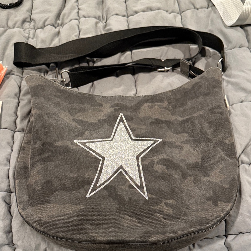 Camouflage Star Crossbody Bag